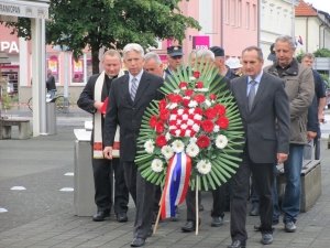 Položen vijenac na Trgu hrvatskih rodoljuba