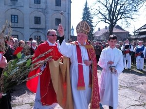 Apostolski nuncij u RH nadbiskup mons. Alessandro D`Enrrico pohodio Ogulin