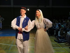 Otvorena 21. Smotra izvornog folklora Karlovačke županije - Igra kolo 2017.