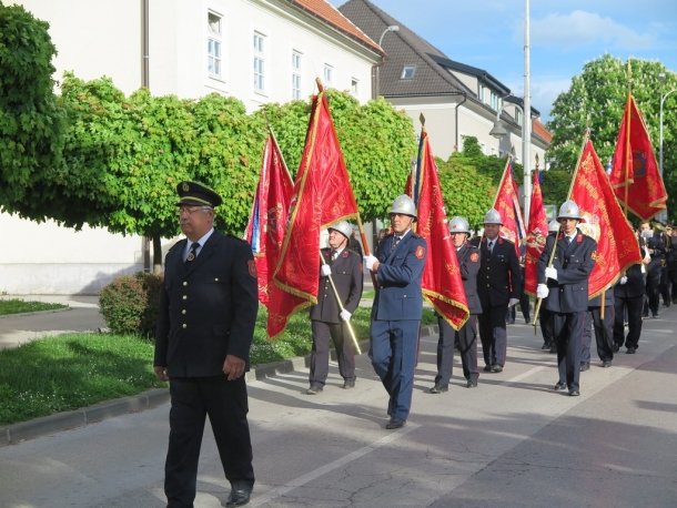 Svečanim mimohodom i svetom misom, ogulinski vatrogasci i njihovi gosti, proslavili blagdan svog zaštitinika